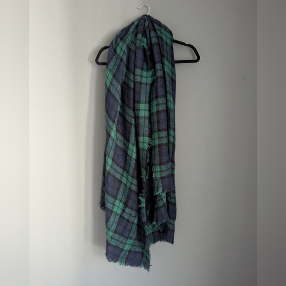Gingham Plaid Green And Blue Scarf. No Tags.